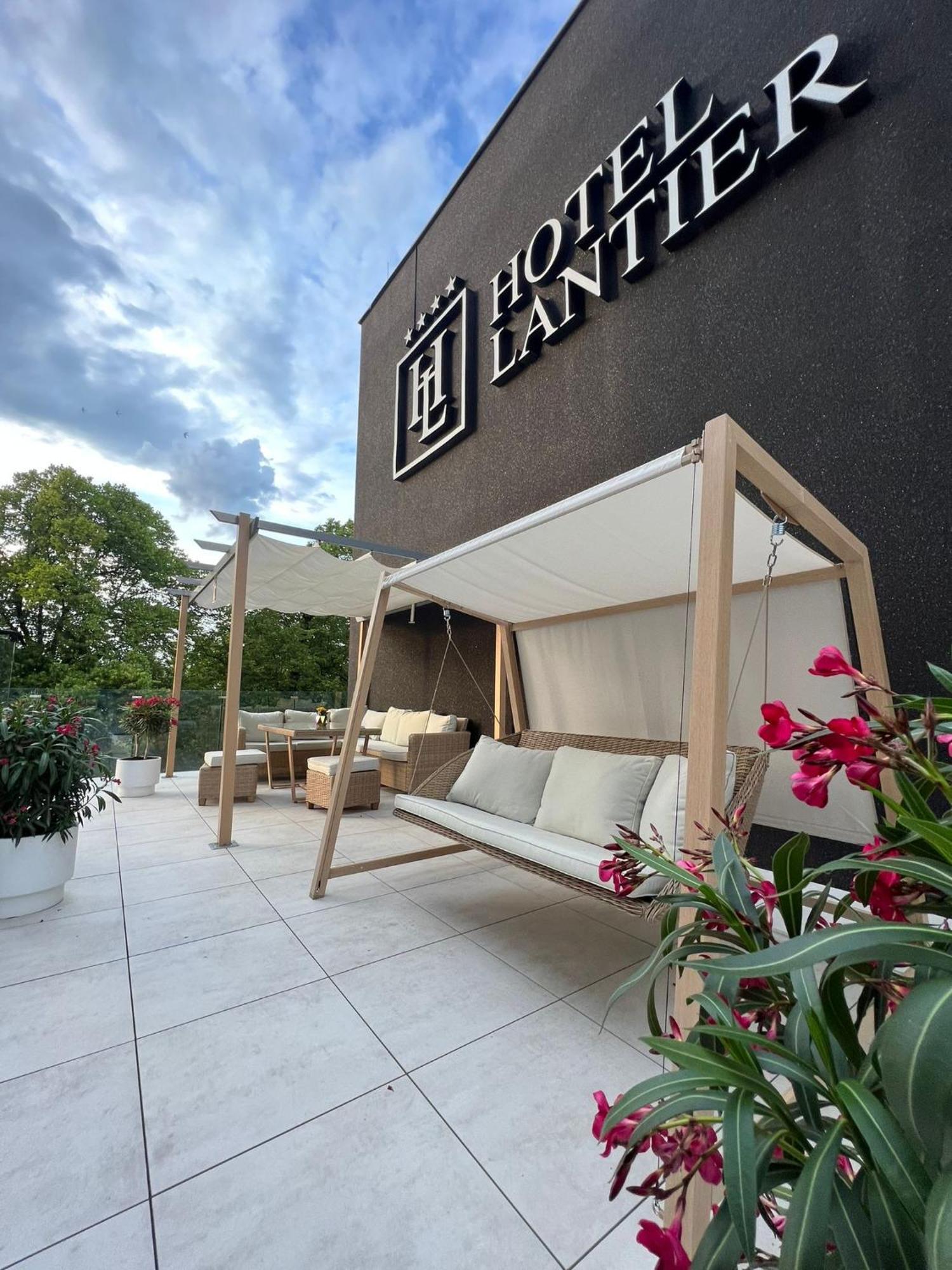 ביטום Hotel Lantier Wellness & Spa מראה חיצוני תמונה