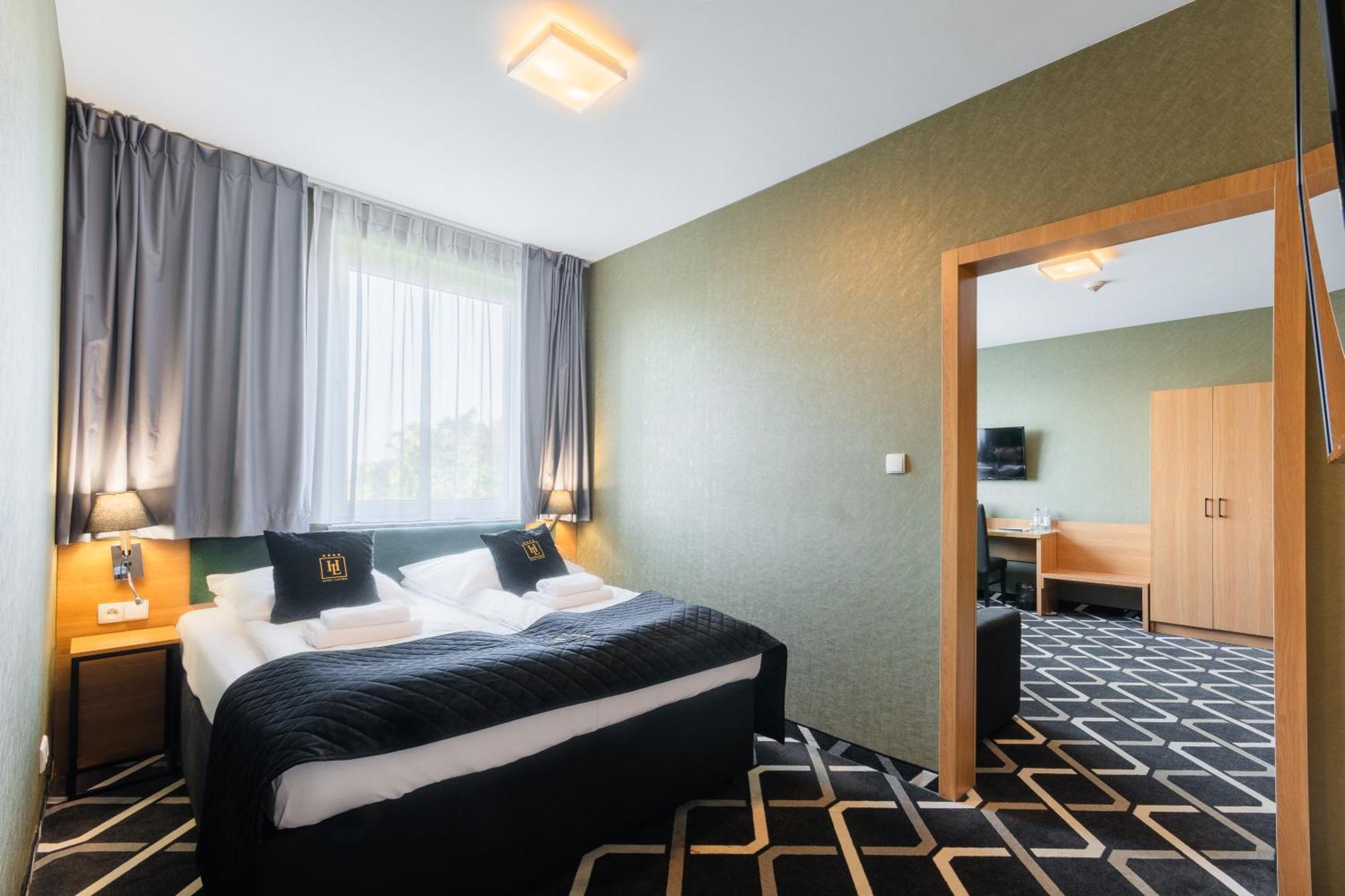 ביטום Hotel Lantier Wellness & Spa מראה חיצוני תמונה