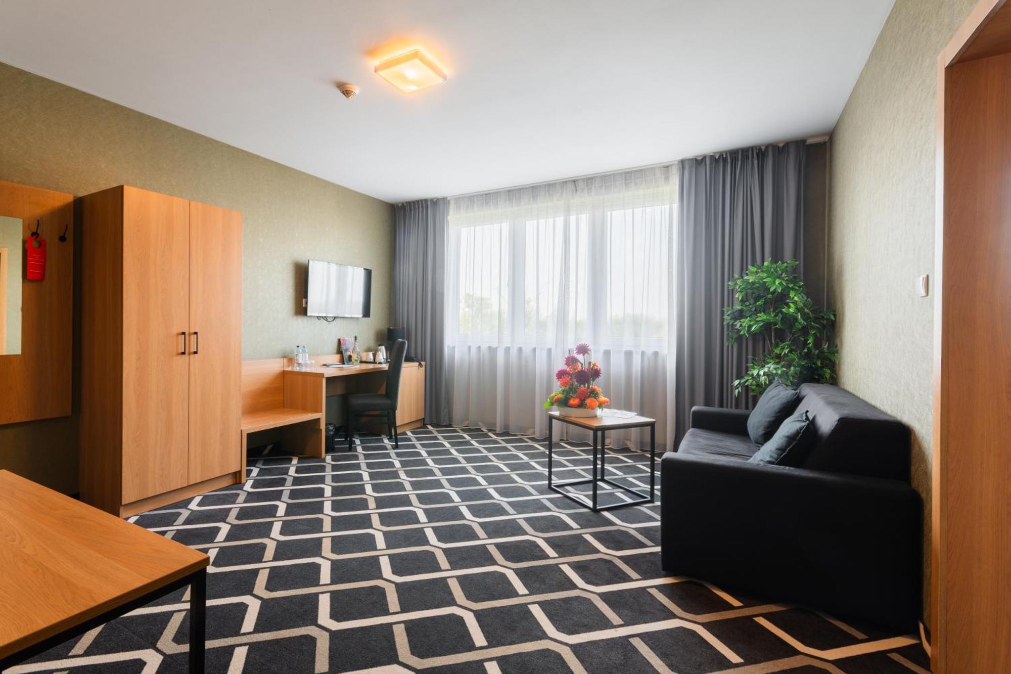ביטום Hotel Lantier Wellness & Spa מראה חיצוני תמונה
