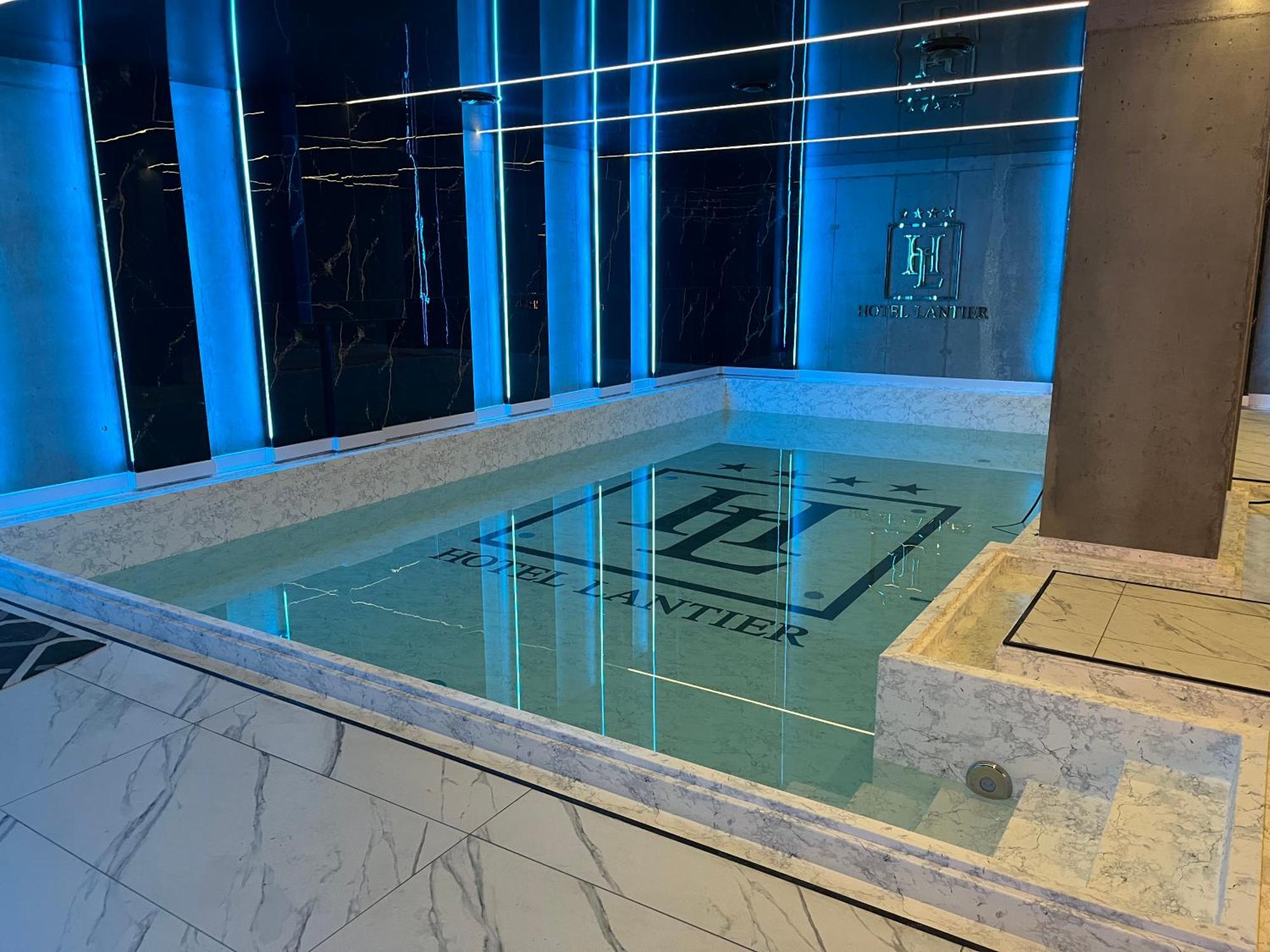 ביטום Hotel Lantier Wellness & Spa מראה חיצוני תמונה